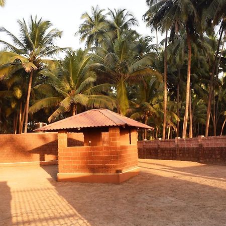 Regenta Resort Mango Village Guhagar Kudan Екстер'єр фото