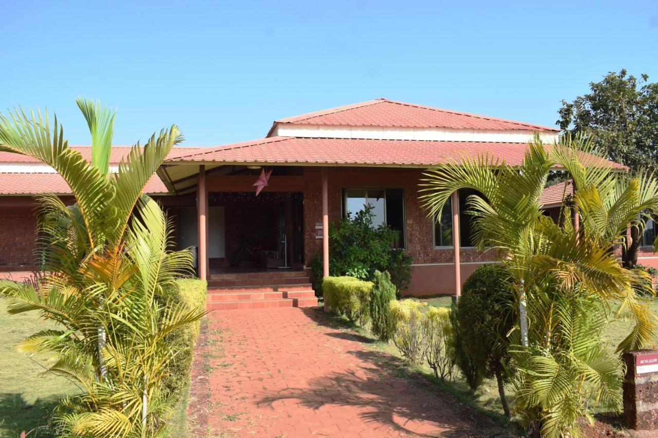 Regenta Resort Mango Village Guhagar Kudan Екстер'єр фото