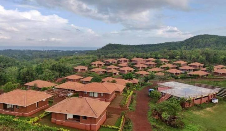 Regenta Resort Mango Village Guhagar Kudan Екстер'єр фото